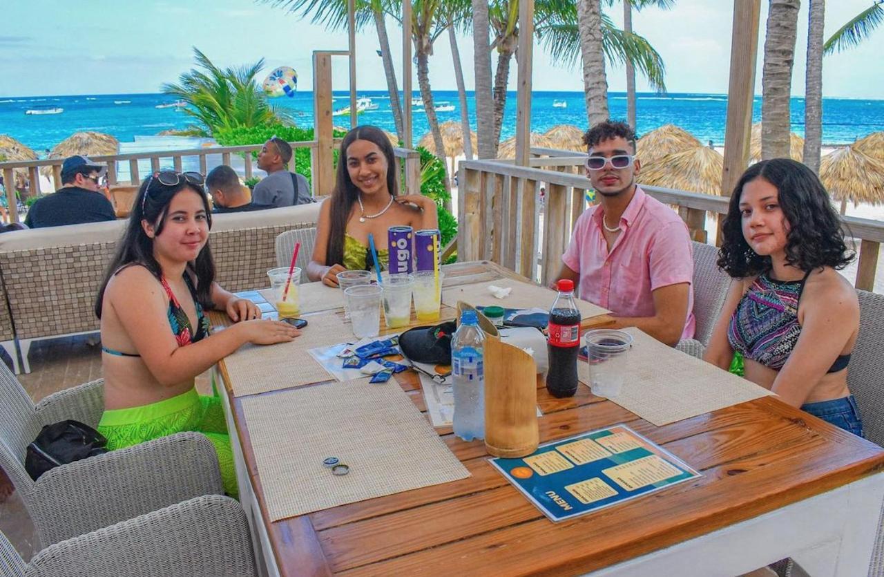 Vacation Studios With Rooftop Pool, Beach Club, Spa, Restaurants - Ducassi Collection - Playa Los Corales Пунта-Кана Экстерьер фото